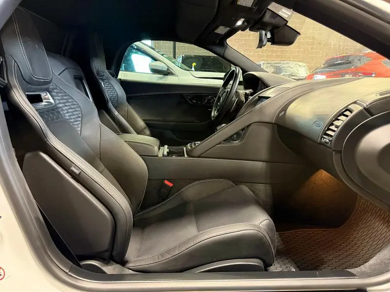 2023 JAGUAR F-TYPE R DYNAMIC  