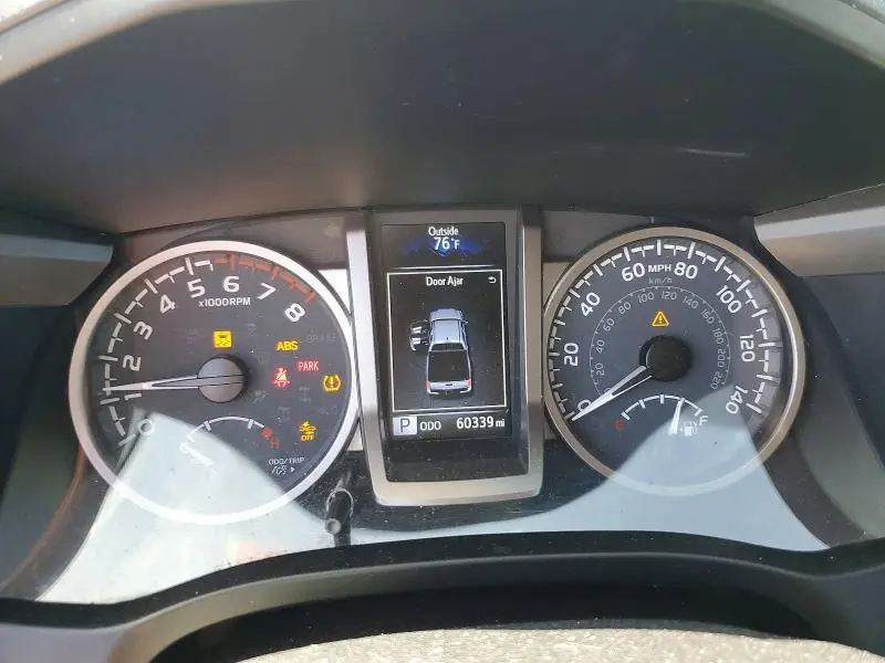 2021 TOYOTA TACOMA SR5  
