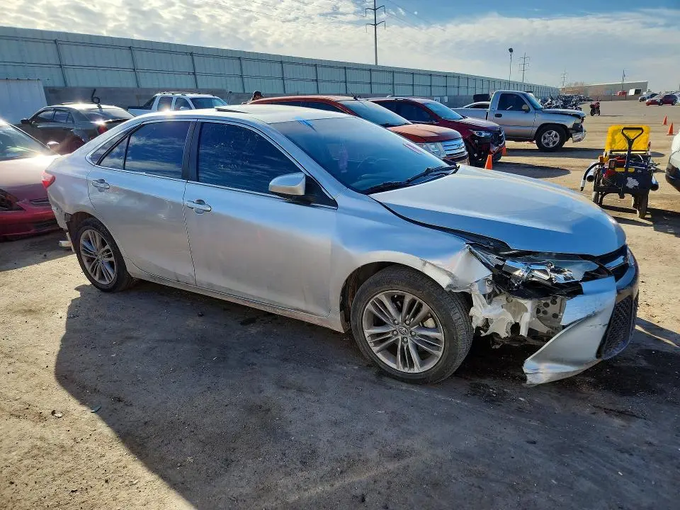 2015 TOYOTA CAMRY LE  