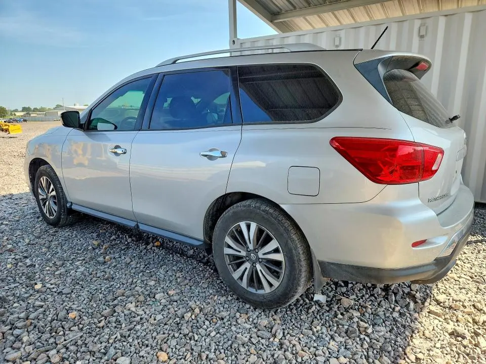 2017 NISSAN PATHFINDER S  