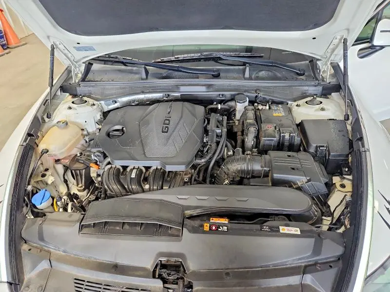2022 HYUNDAI SONATA SEL  
