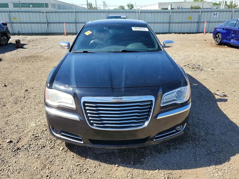 2013 CHRYSLER 300C   