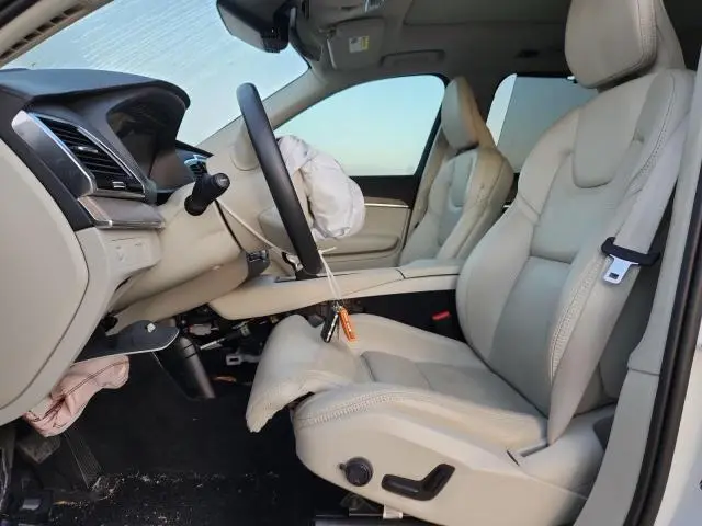 2022 VOLVO XC90 T6 INSCRIPTION  