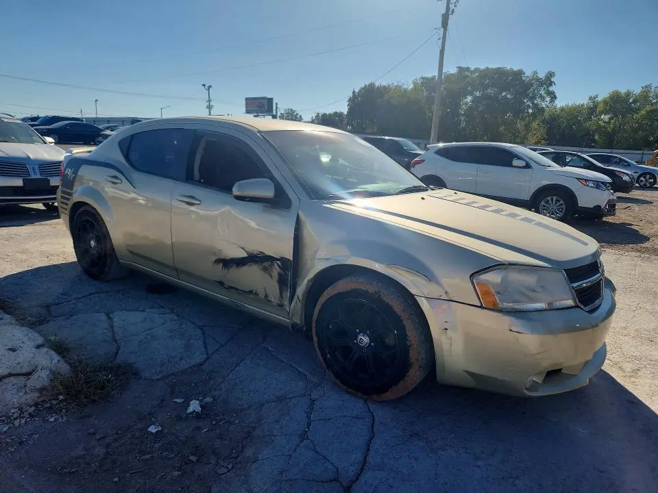 2010 DODGE AVENGER R/T  