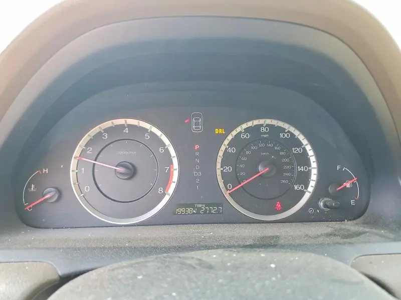 2010 HONDA ACCORD LX  