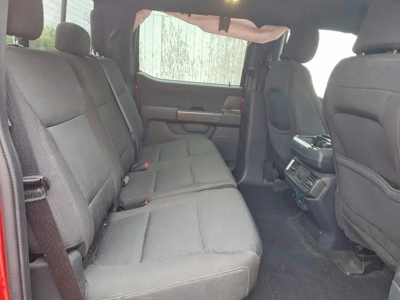 2024 FORD F150 XLT  