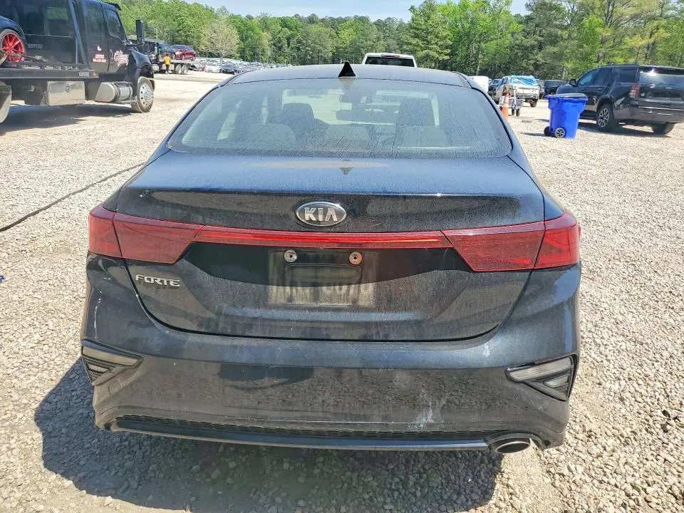 2020 KIA FORTE LXS  