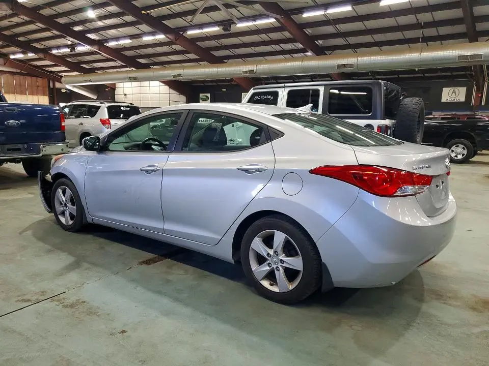 2013 HYUNDAI ELANTRA   