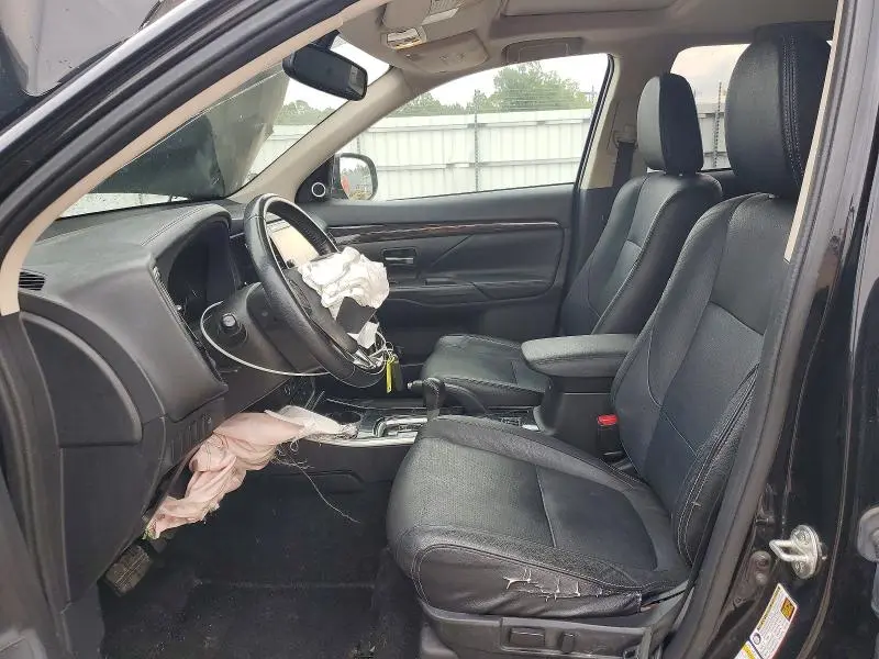 2018 MITSUBISHI OUTLANDER SE  