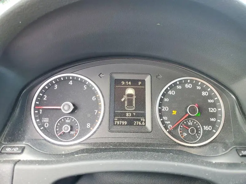 2013 VOLKSWAGEN TIGUAN S  