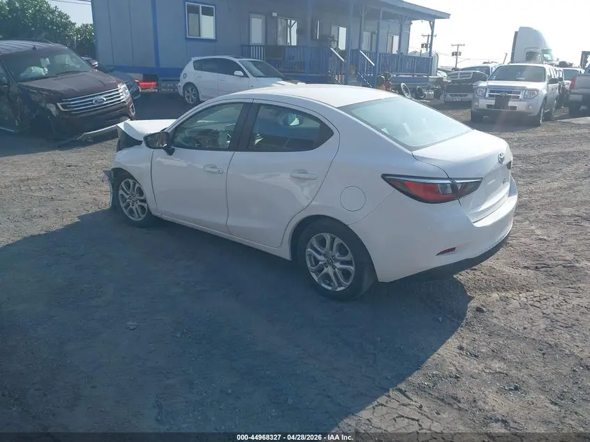 2018 TOYOTA YARIS IA  