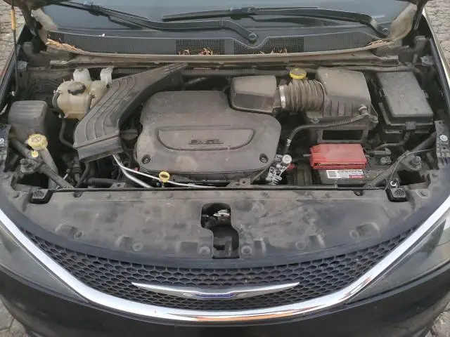 2020 CHRYSLER VOYAGER LXI  