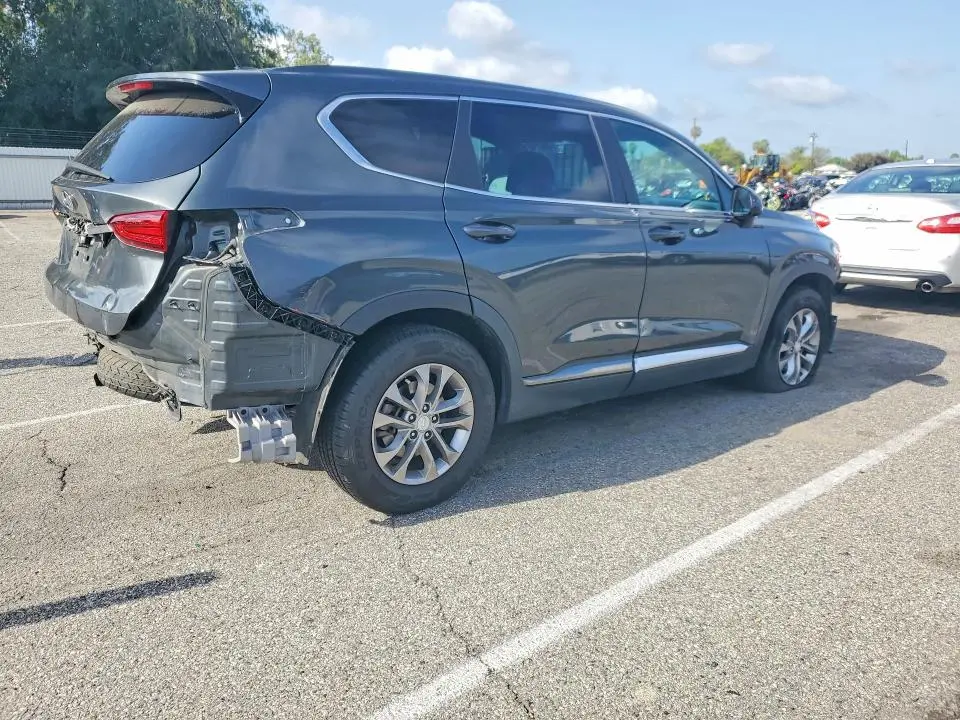2020 HYUNDAI SANTA FE SE  