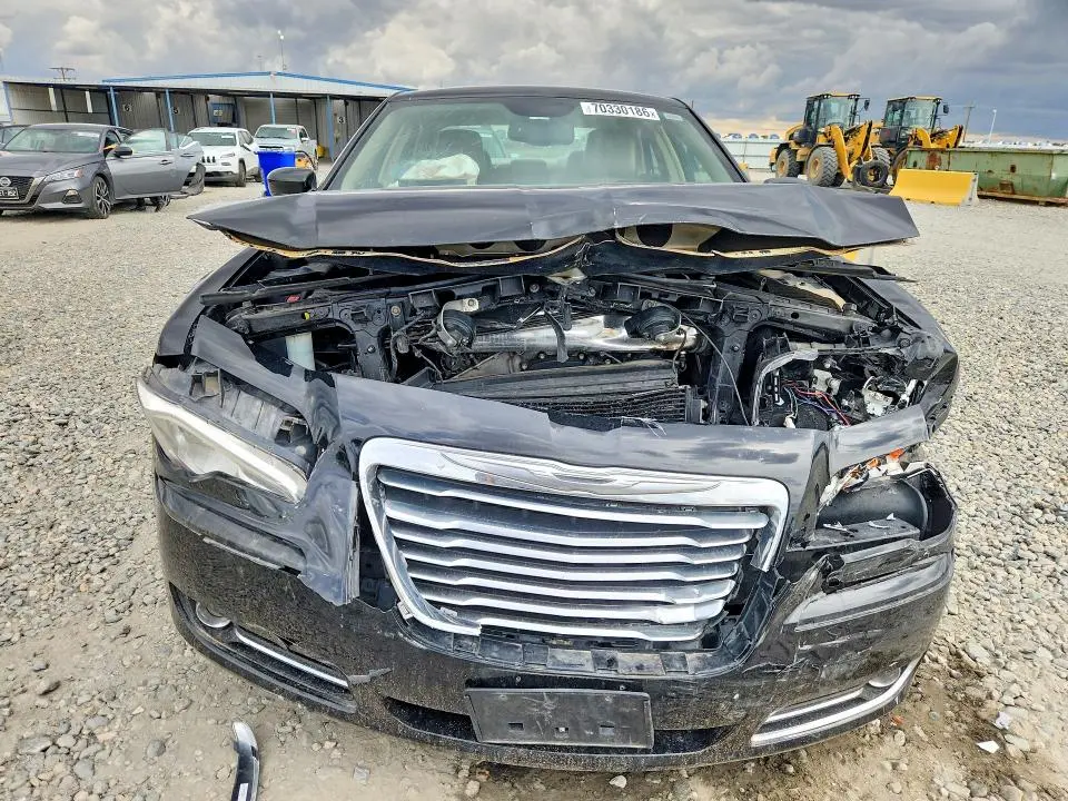 2013 CHRYSLER 300   