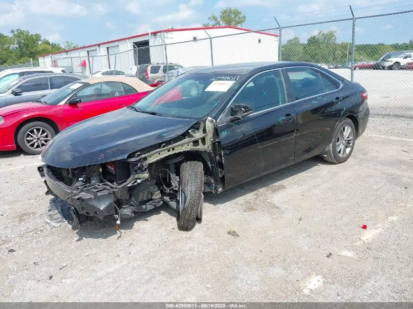 2017 TOYOTA CAMRY SE