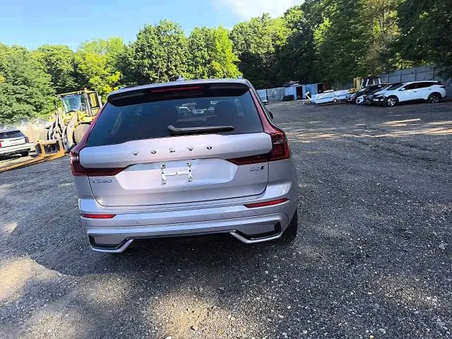 2026 VOLVO XC60 PLUS  