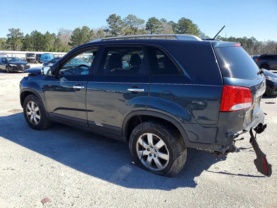 2012 KIA SORENTO BASE  