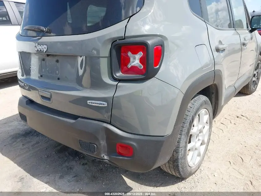 2021 JEEP RENEGADE LATITUDE FWD