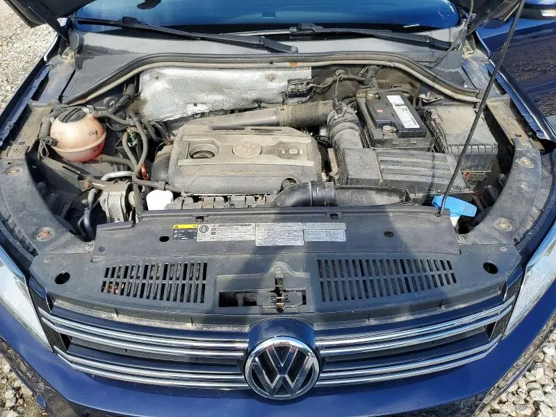 2013 VOLKSWAGEN TIGUAN   