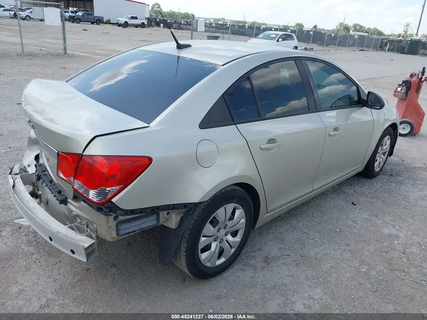 2013 CHEVROLET CRUZE LS AUTO