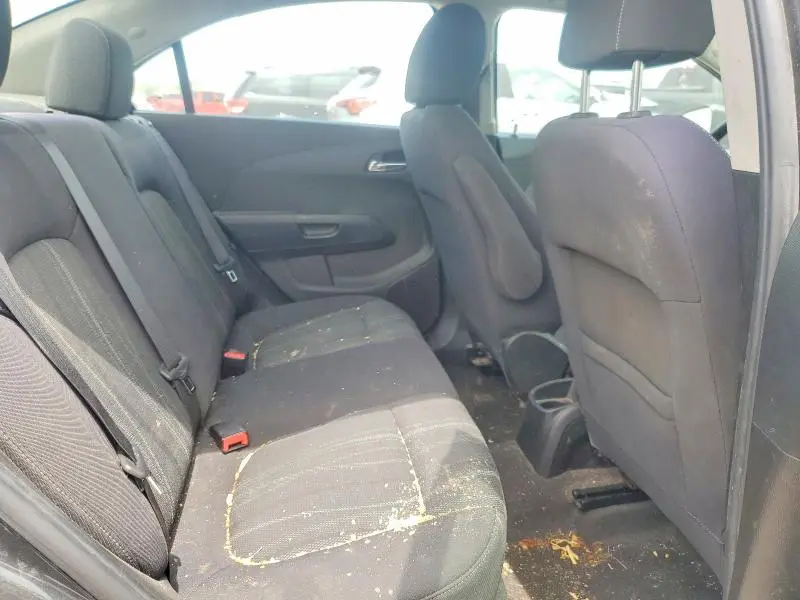 2015 CHEVROLET SONIC LT  