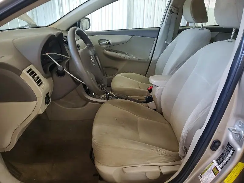 2010 TOYOTA COROLLA LE  