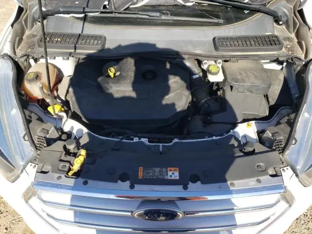 2017 FORD ESCAPE TITANIUM  