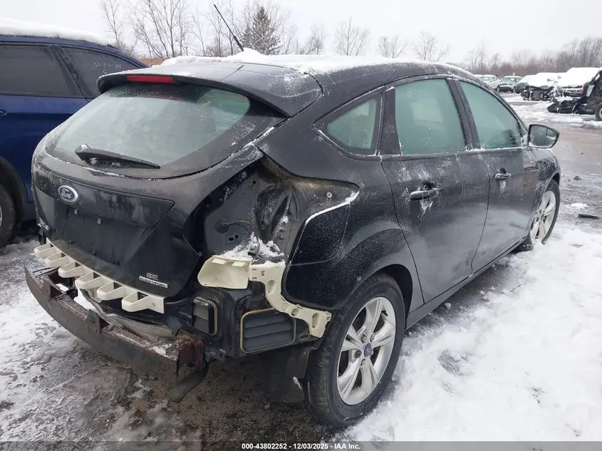 2013 FORD FOCUS SE