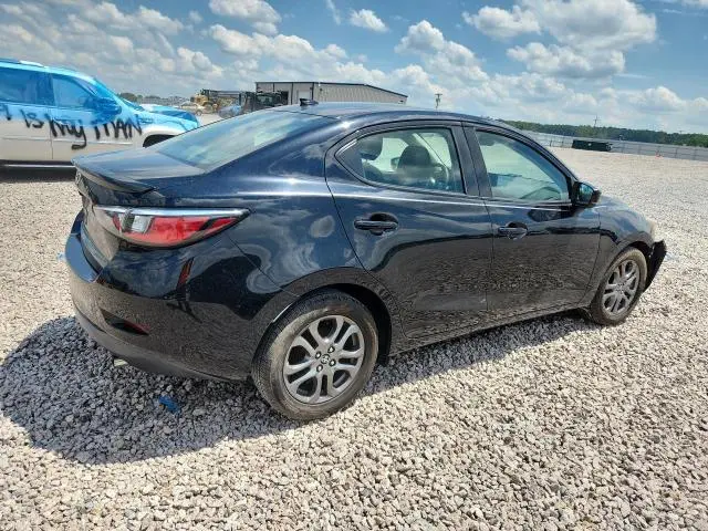 2019 TOYOTA YARIS LE  