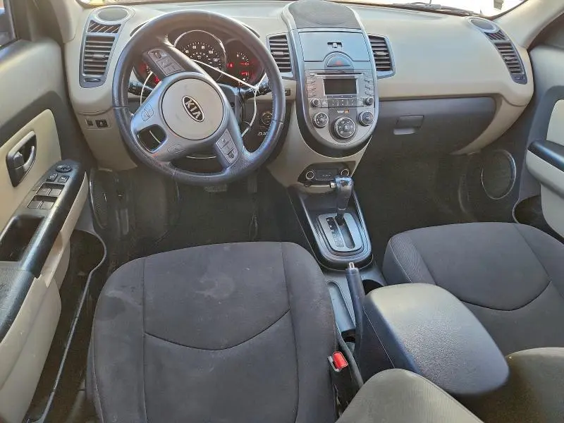 2010 KIA SOUL +  