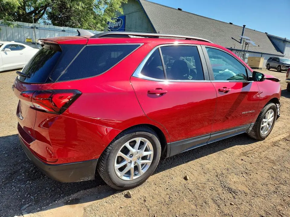 2022 CHEVROLET EQUINOX LT  