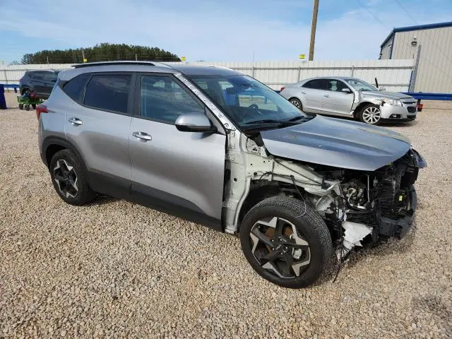2025 KIA SELTOS S  