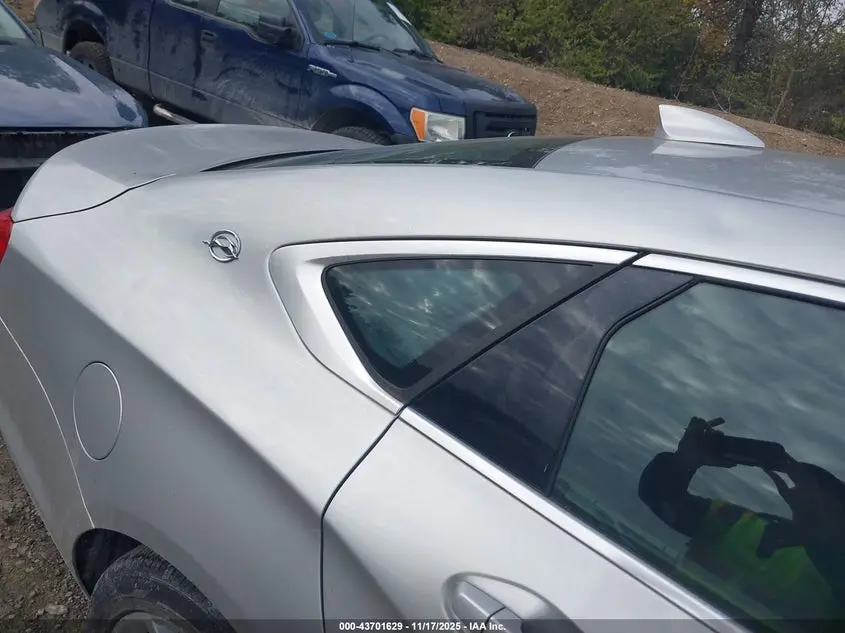 2016 CHEVROLET IMPALA 1LT