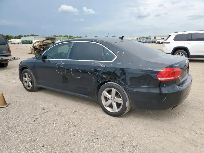 2015 VOLKSWAGEN PASSAT S  