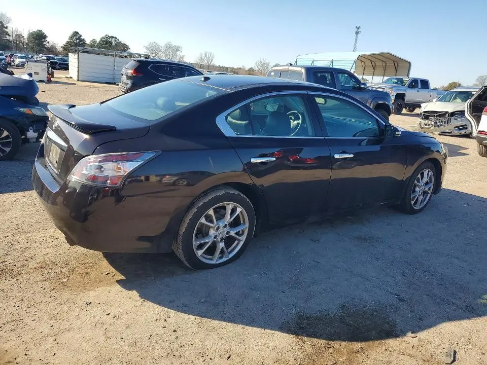2014 NISSAN MAXIMA S  