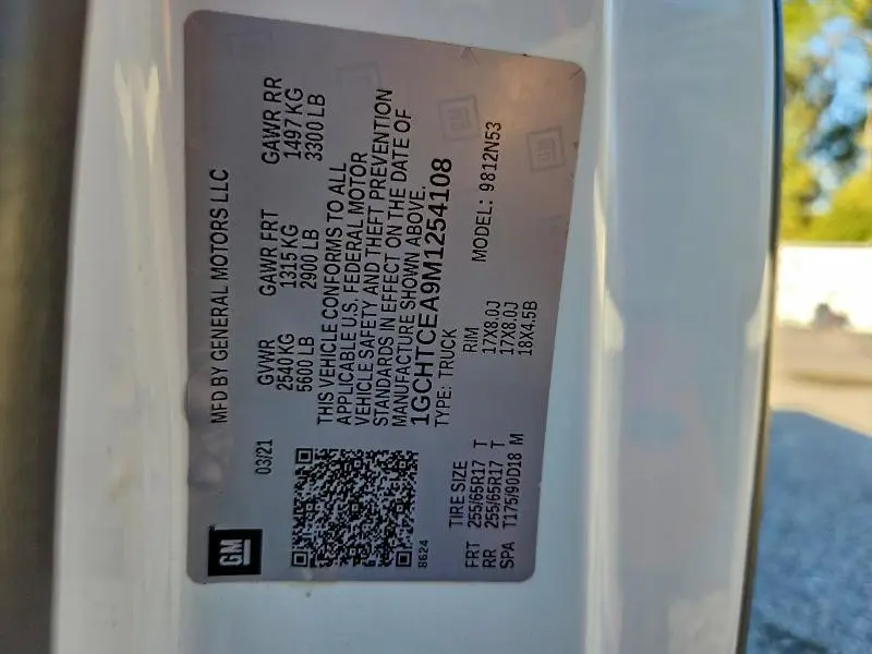 2021 CHEVROLET COLORADO LT  