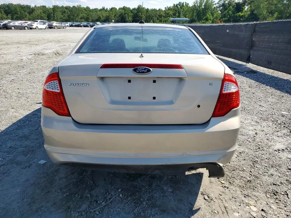 2010 FORD FUSION S  