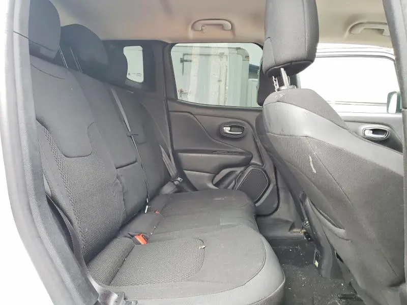 2020 JEEP RENEGADE LATITUDE  