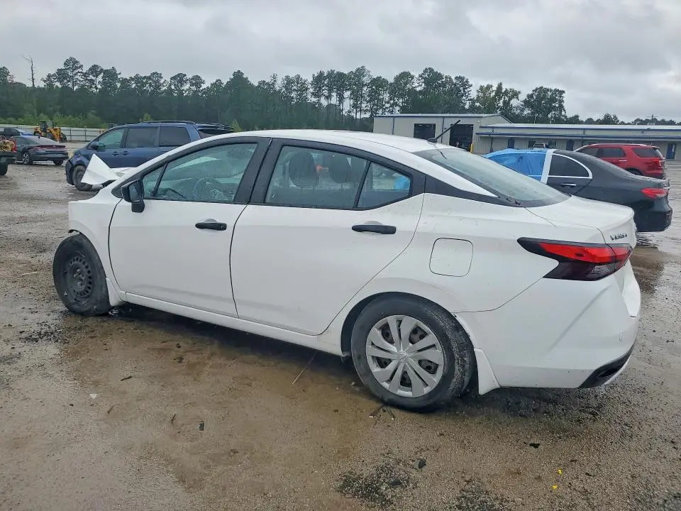 2020 NISSAN VERSA S  