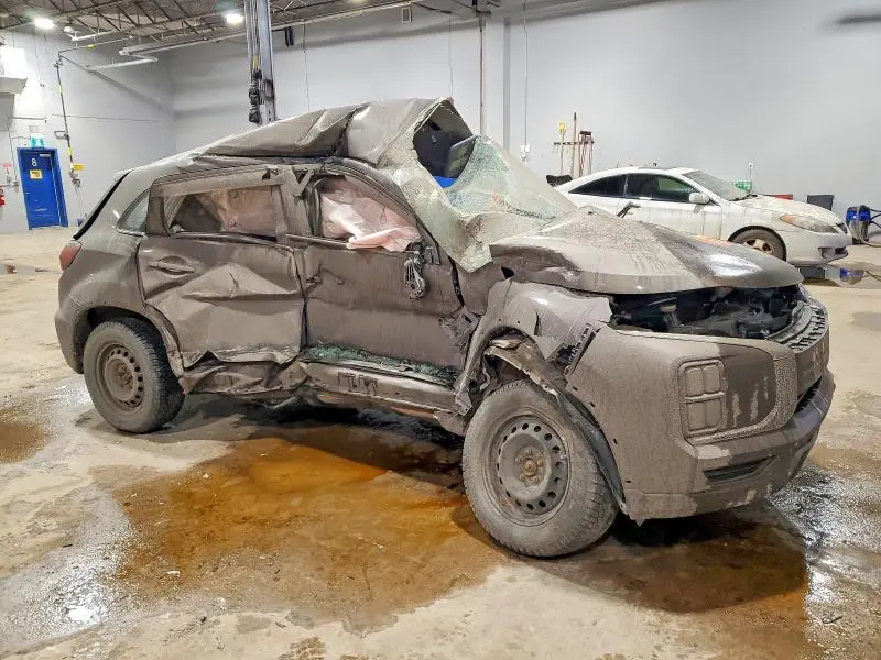 2020 MITSUBISHI RVR ES  