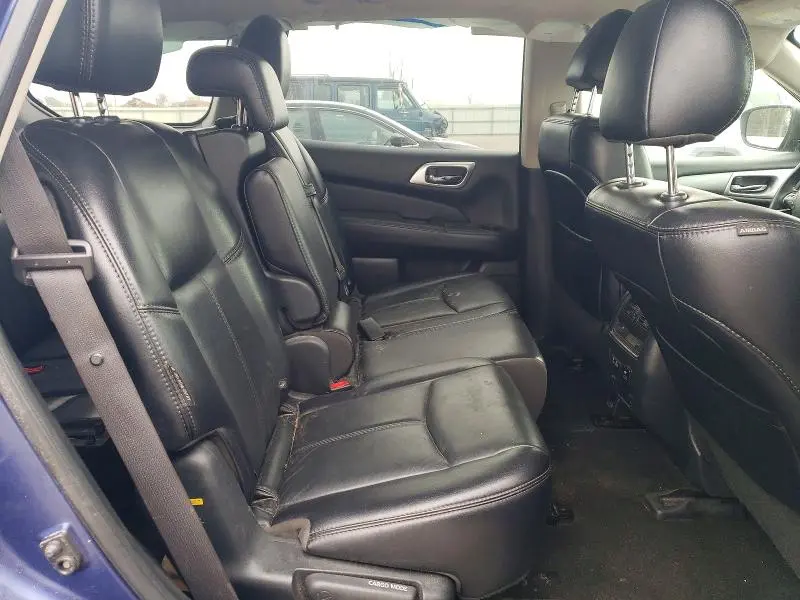 2020 NISSAN PATHFINDER SL  