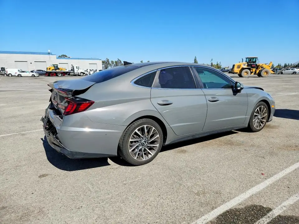 2022 HYUNDAI SONATA LIMITED  