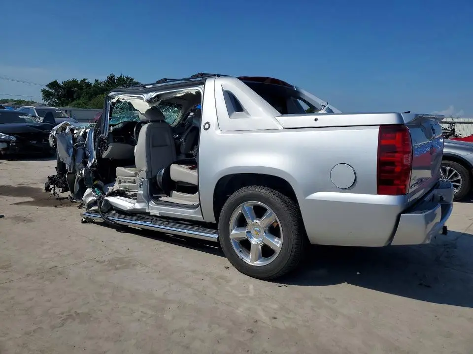 2013 CHEVROLET AVALANCHE LT  