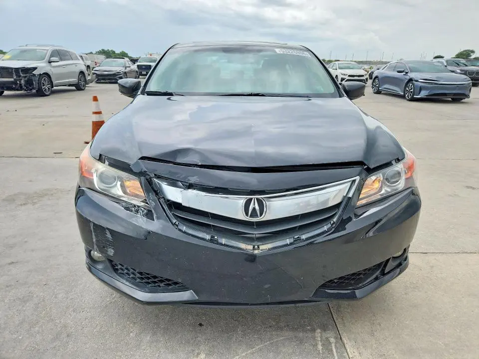 2014 ACURA ILX 20 TECH  