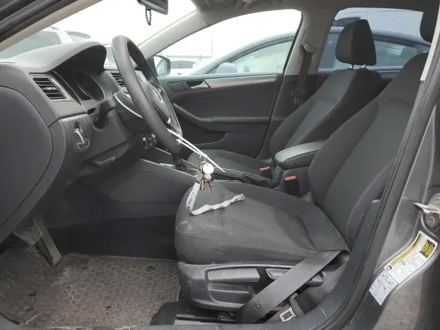 2016 VOLKSWAGEN JETTA SE  