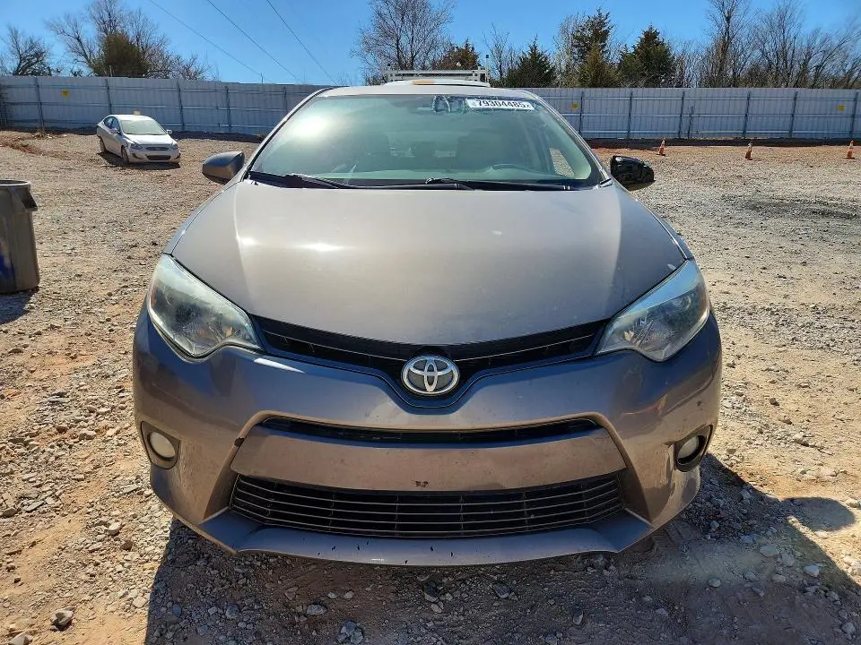 2015 TOYOTA COROLLA LE PLUS  