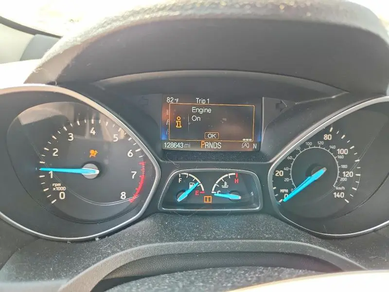 2017 FORD ESCAPE SE  