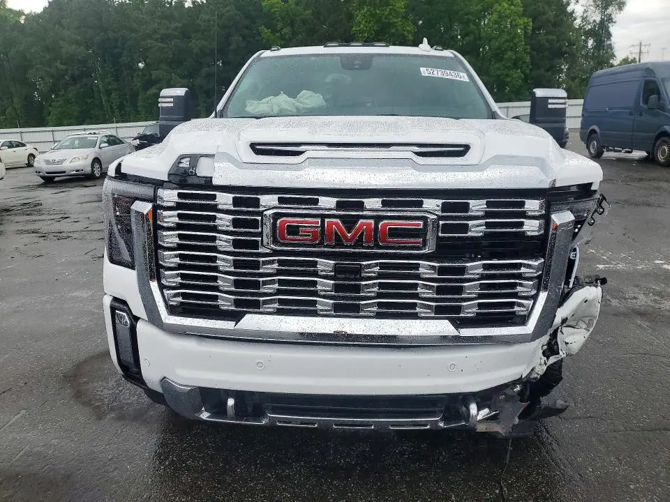 2026 GMC SIERRA K2500 DENALI  