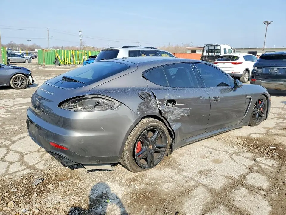 2015 PORSCHE PANAMERA GTS  