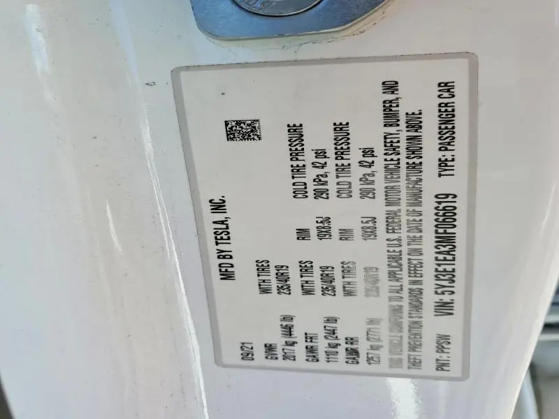 2021 TESLA MODEL 3